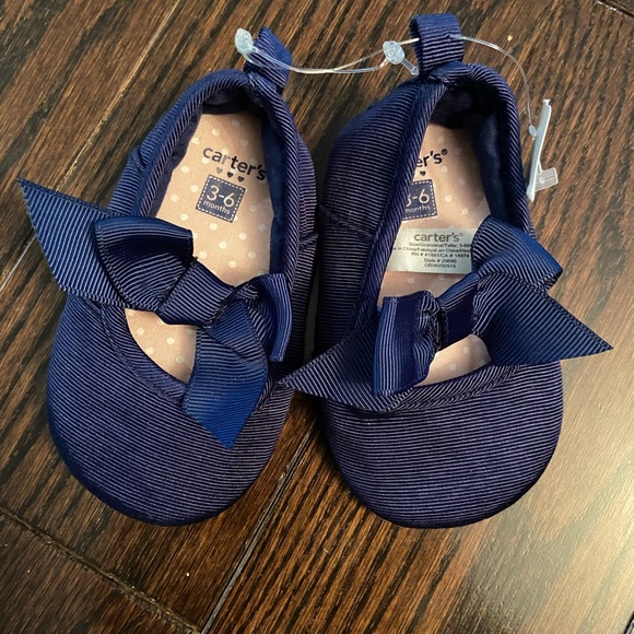 Carters Baby Shoes - 3-6months - Picture 1 of 2